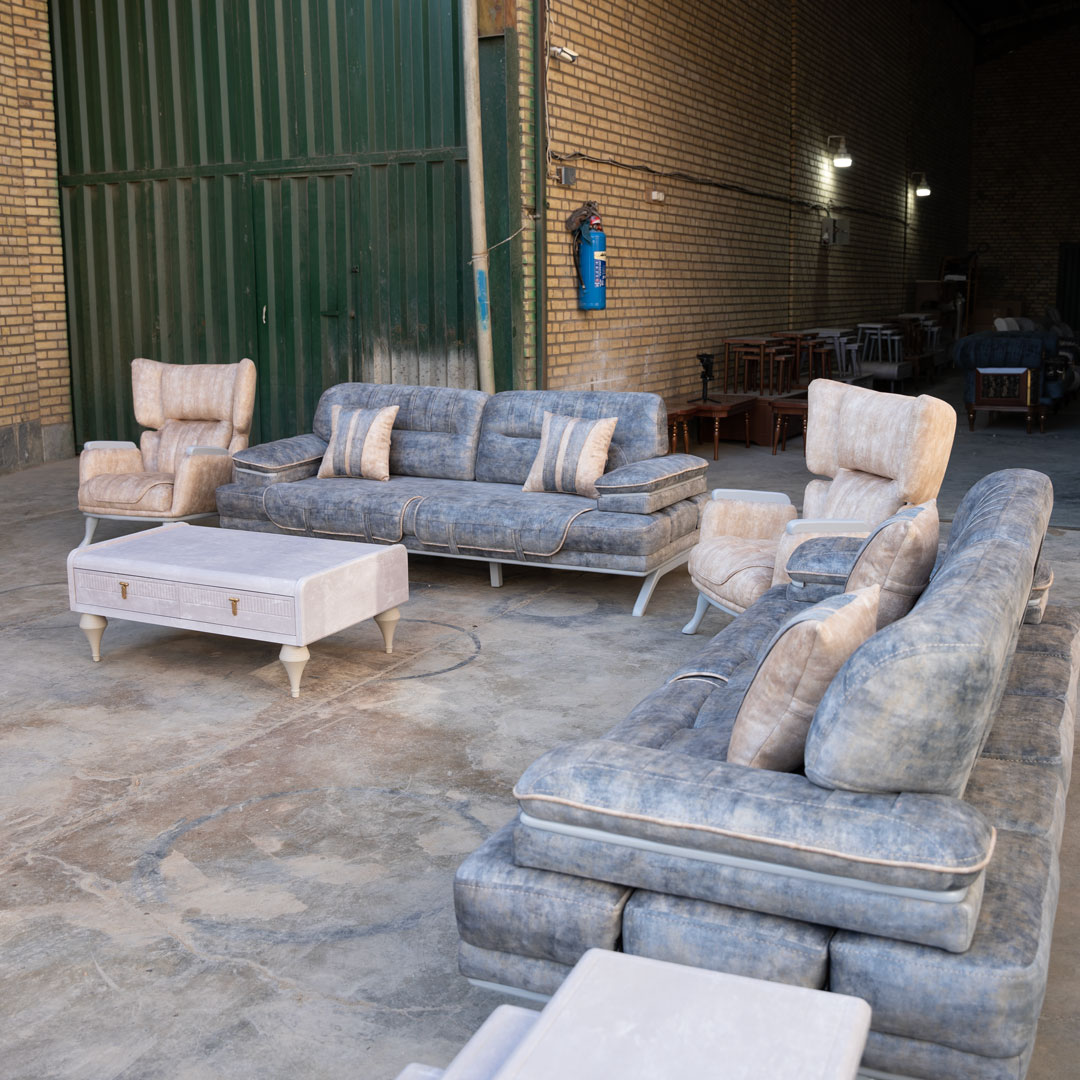 مبل لستر یک مبل راحتی مدرن